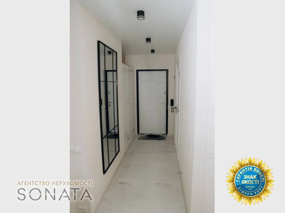 Фото Selling a 1-room apartment, 41 sq.m., Baidy Vyshnyvetskoho Street 101 Cherkasy, price: 78000 $, code 4867