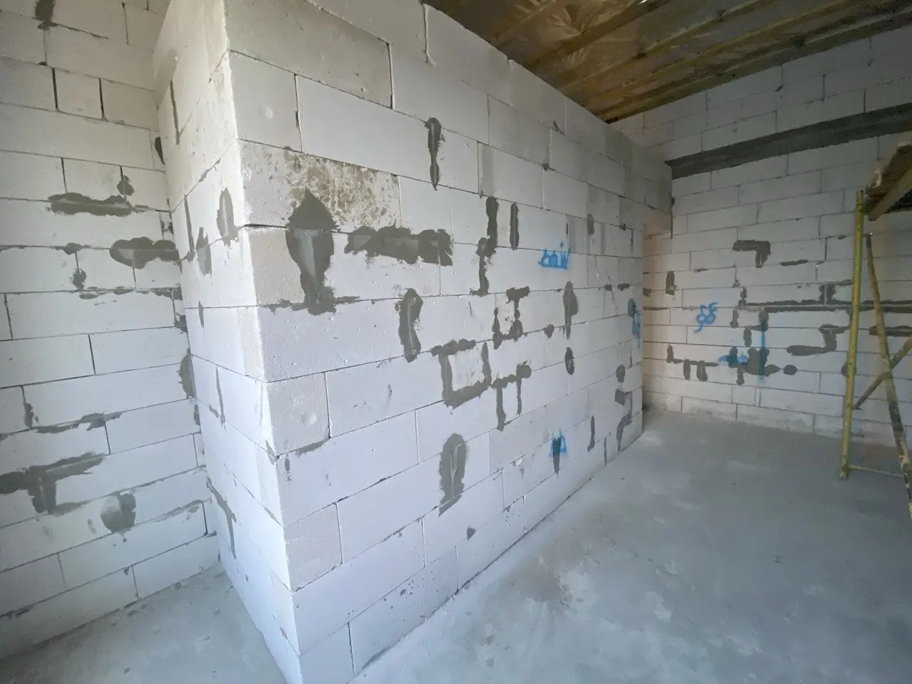 Фото Продаю 1 кімнатну квартиру, 33 кв. м, Білогородка, ціна: 17500 $, код 1315