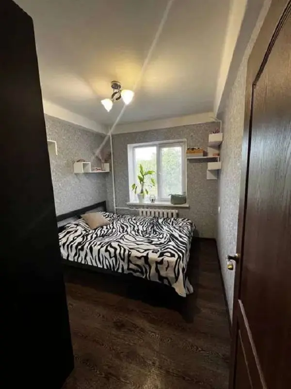 Фото Selling a 3-room apartment, 52 sq.m., Tampere Street 8б Kyiv, price: 65000 $, code 4885