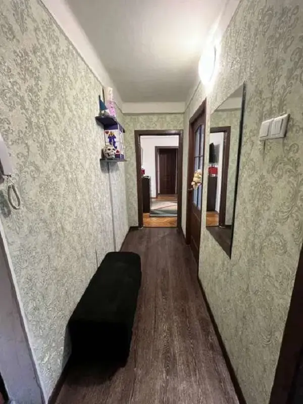 Фото Selling a 3-room apartment, 52 sq.m., Tampere Street 8б Kyiv, price: 65000 $, code 4885