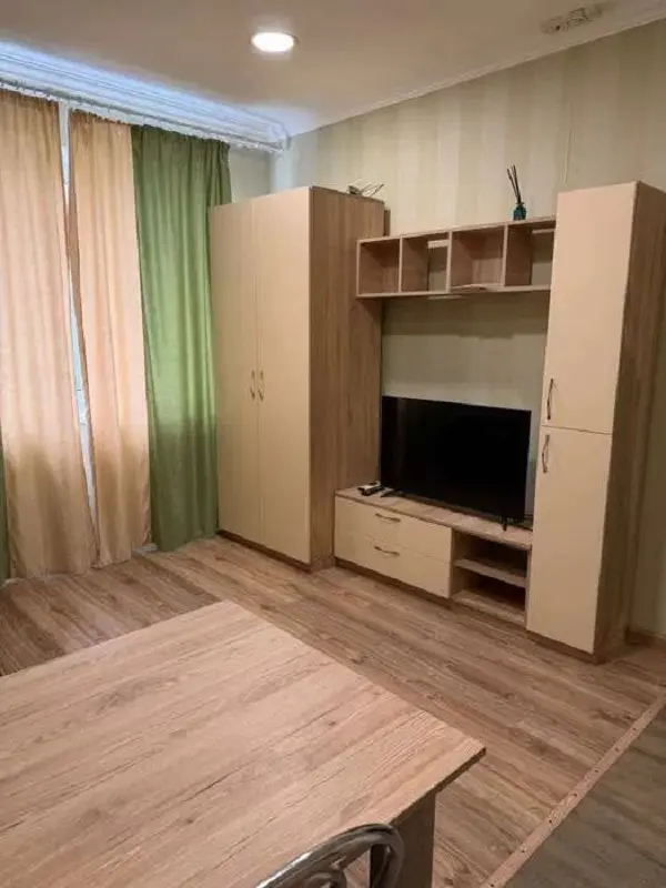 Фото Продаю 1 кімнатну квартиру, 25 кв. м, Червоноткацька вул. 80 Київ, ціна: 32000 $, код 4886