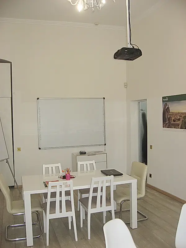 Фото Rent an office, Saksahanskoho Street 89 Kyiv for long-term rent, price: 41000 UAH, code 4889