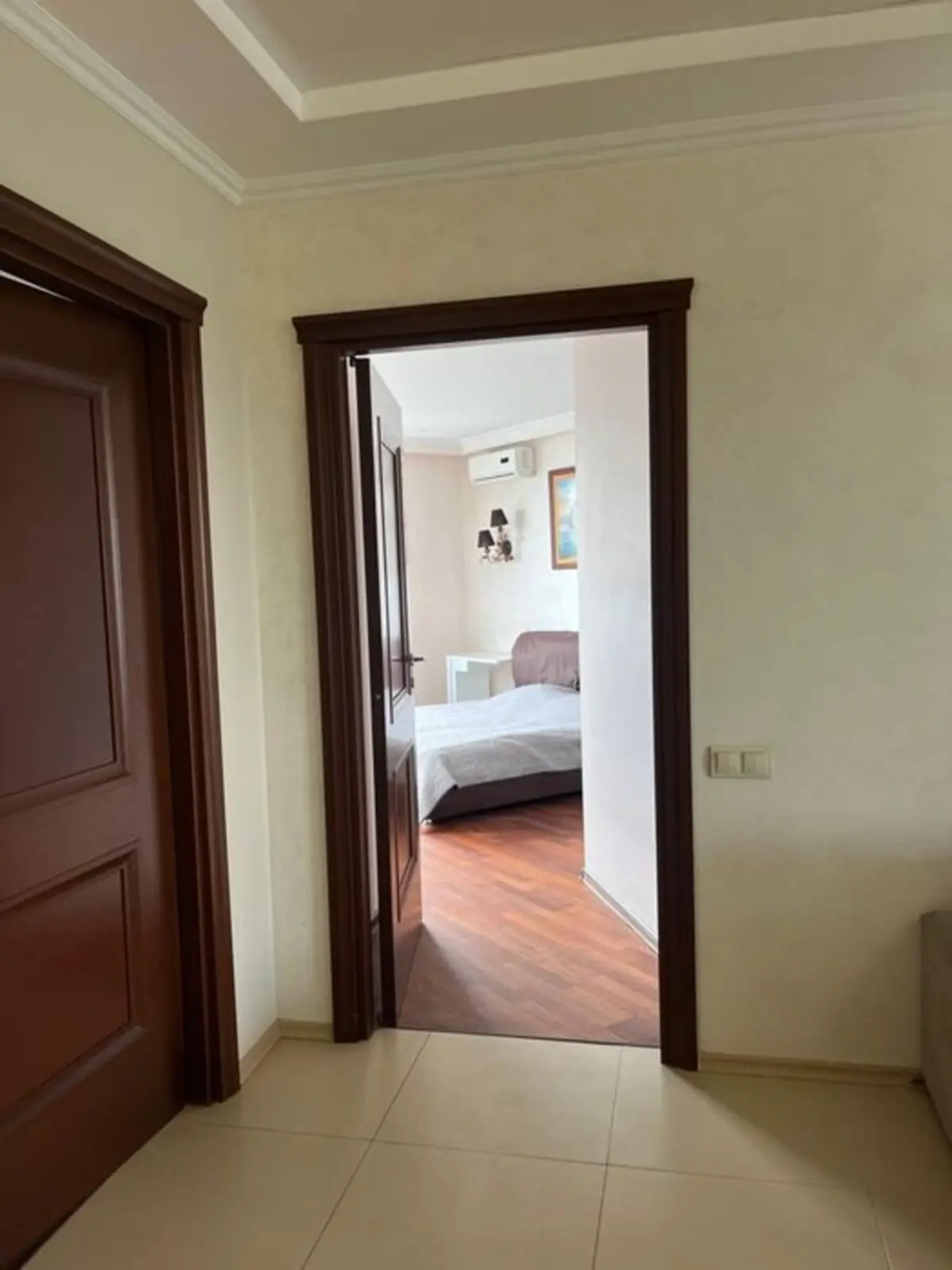 Фото Selling a 4-room apartment, 123 sq.m., Nauky Avenue  Kyiv, price: 215000 $, code 4897