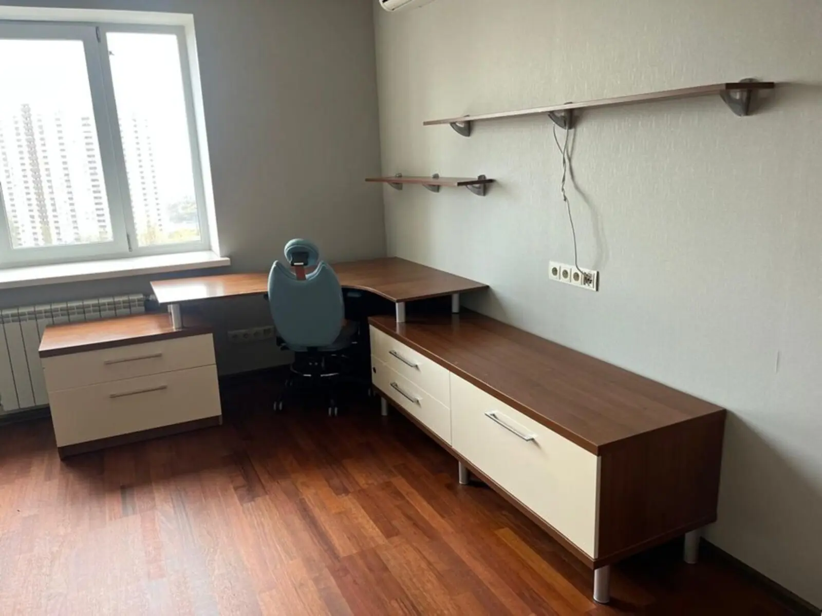 Фото Selling a 4-room apartment, 123 sq.m., Nauky Avenue  Kyiv, price: 215000 $, code 4897