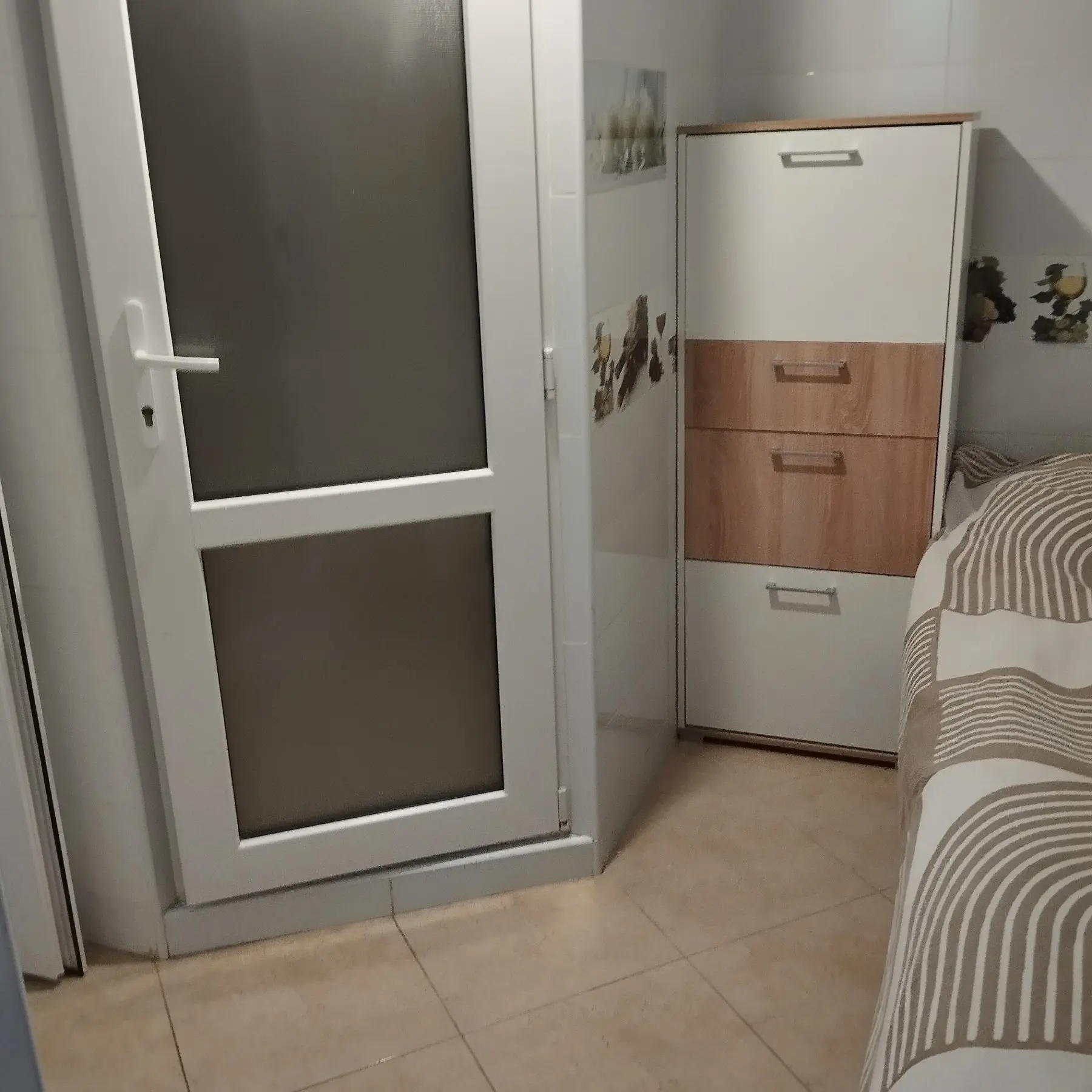 Фото Зняти будинок, Тимірязєва вул.  Одеса в довгострокову оренду, ціна: 1300 UAH, код 4901