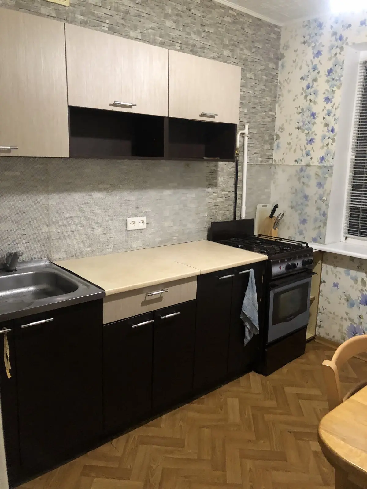 Фото Rent a 2-room apartment, Pryvokzalna Street 14а Kyiv for long-term rent, price: 13000 UAH, code 4902