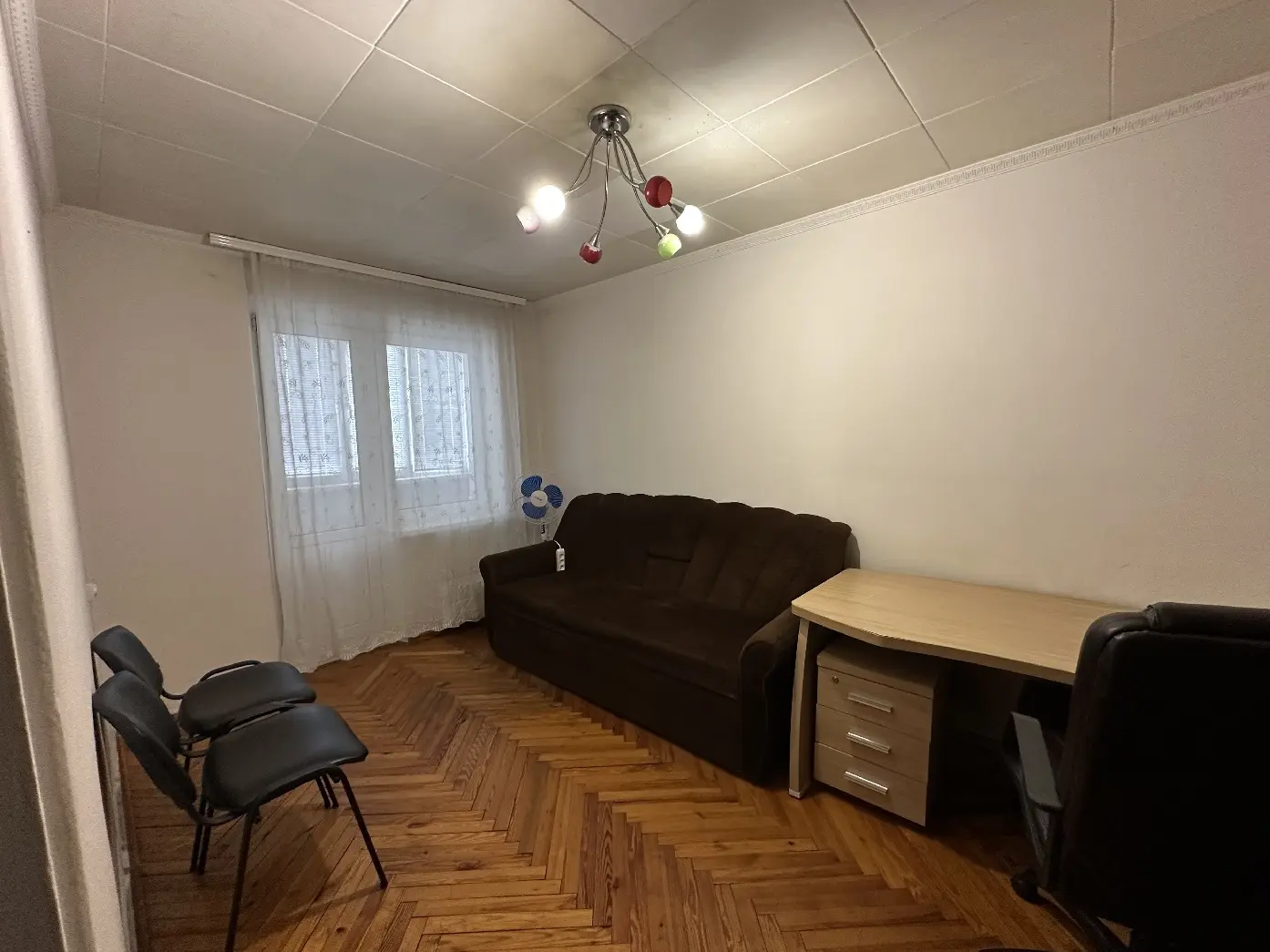 Фото Rent a 2-room apartment, Pryvokzalna Street 14а Kyiv for long-term rent, price: 13000 UAH, code 4902
