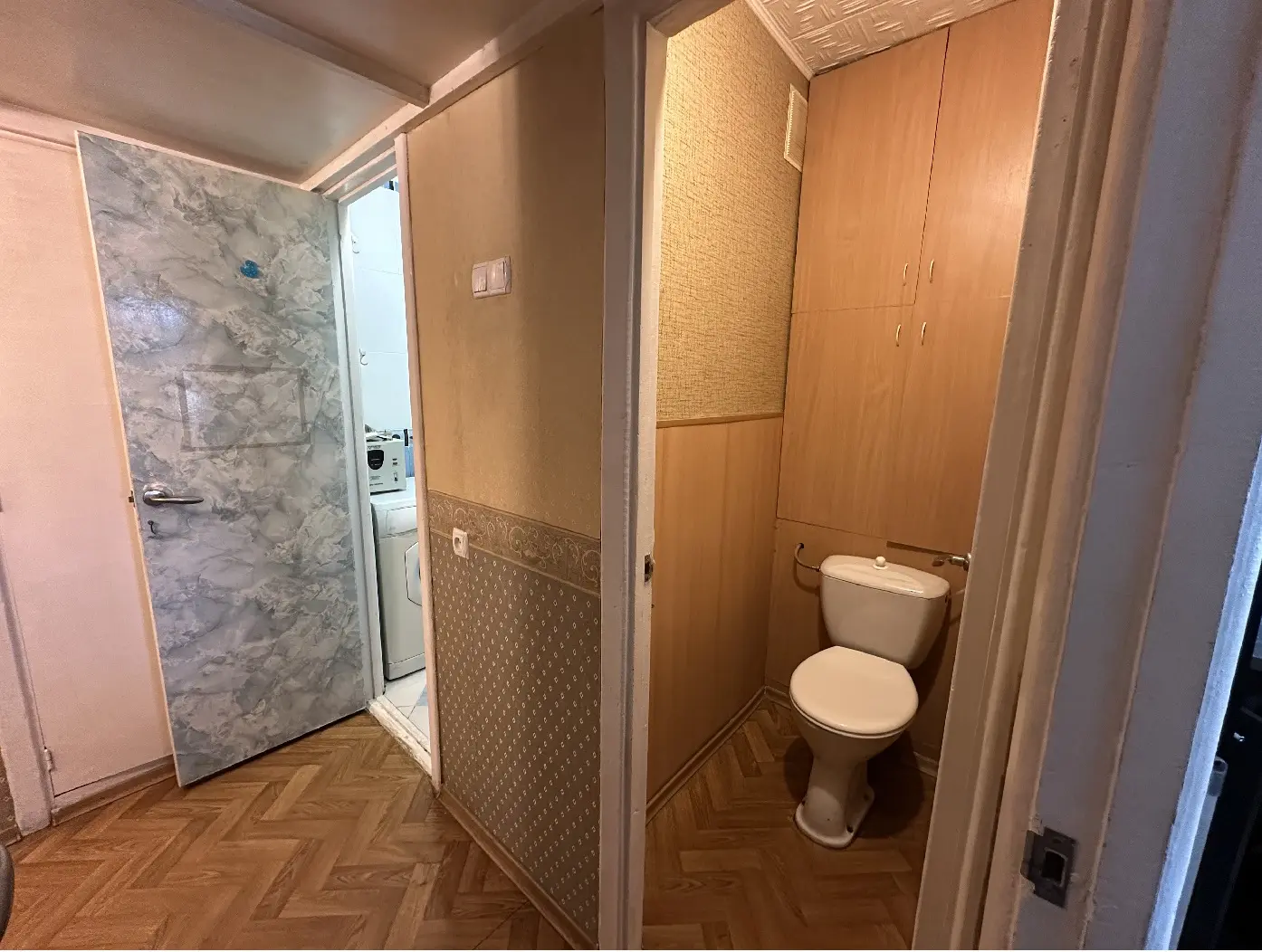 Фото Rent a 2-room apartment, Pryvokzalna Street 14а Kyiv for long-term rent, price: 13000 UAH, code 4902