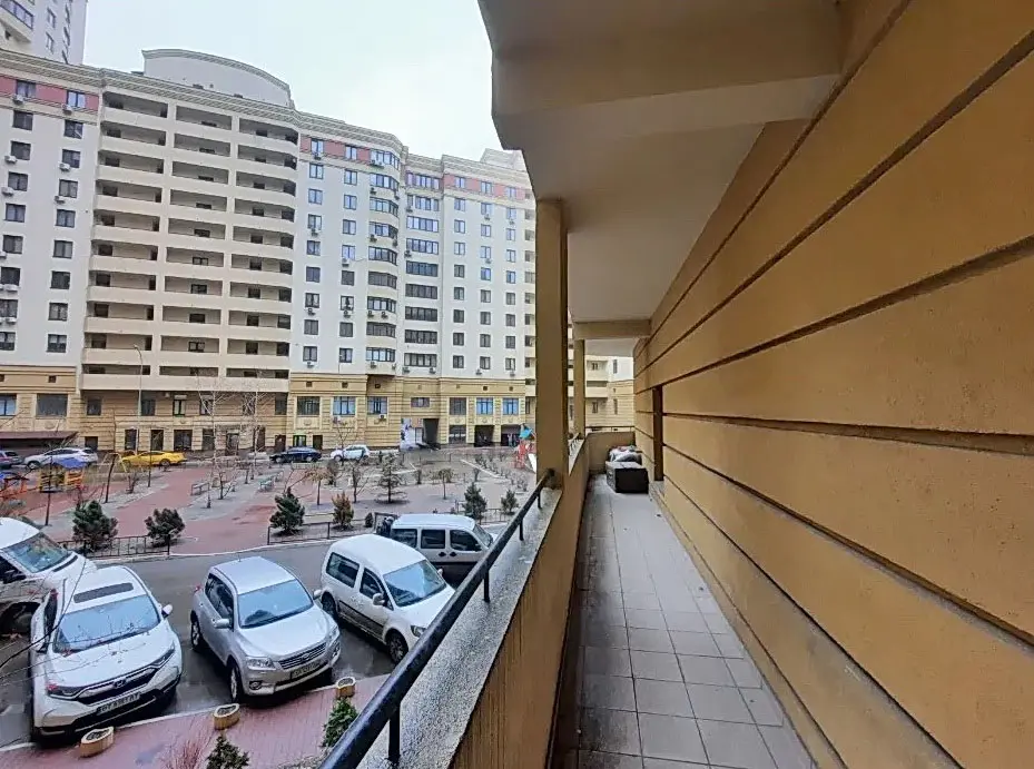 Фото Rent an office, Poltavska Street 10 Kyiv for long-term rent, price: 35000 UAH, code 4905