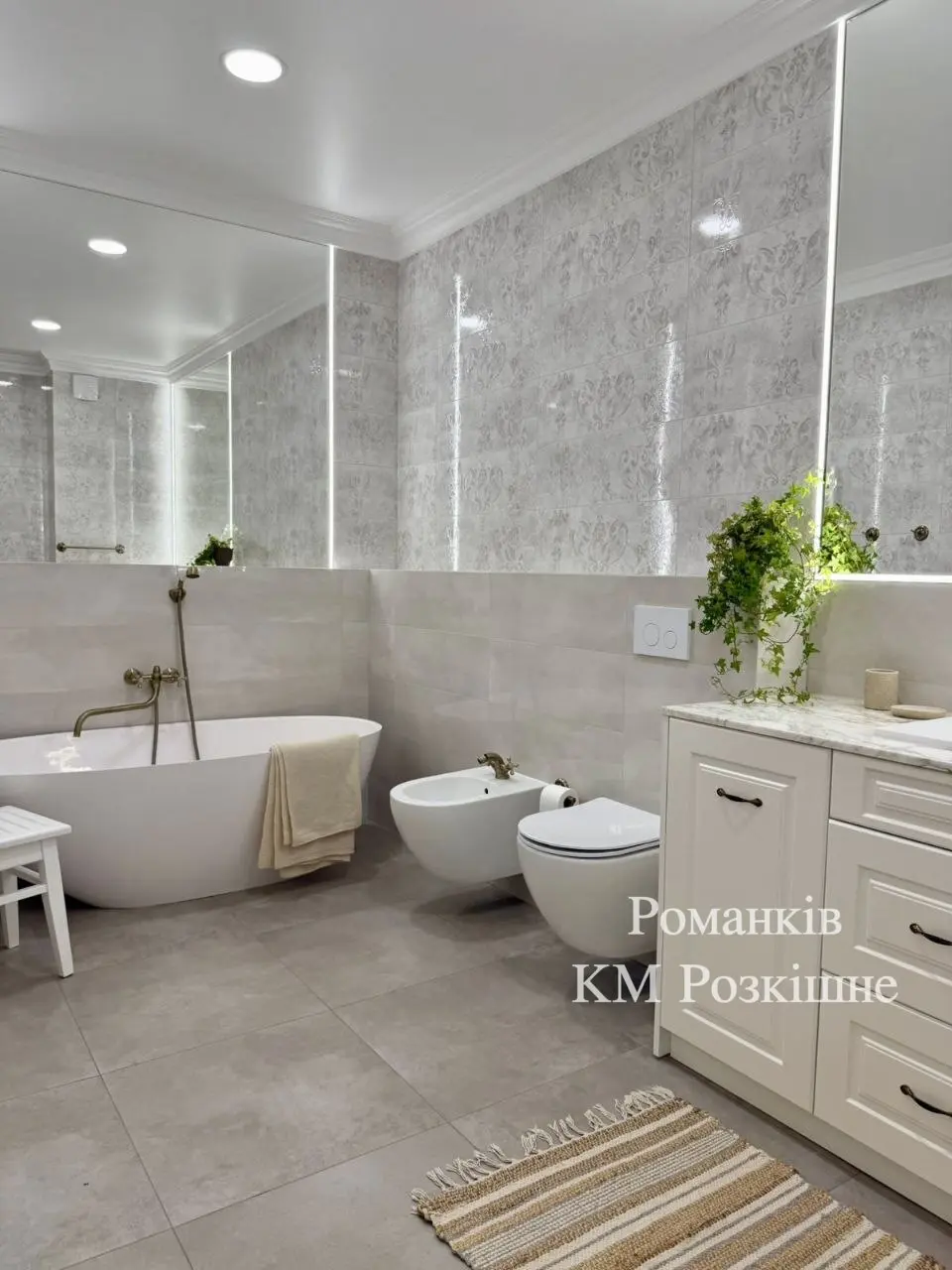 Фото Продаю будинок, 166 кв. м, Романків, ціна: 390000 $, код 4909