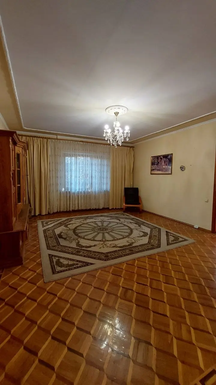 Фото Продаю будинок, 350 кв. м, Абрикосова вул. 107 Одеса, ціна: 240000 $, код 1529