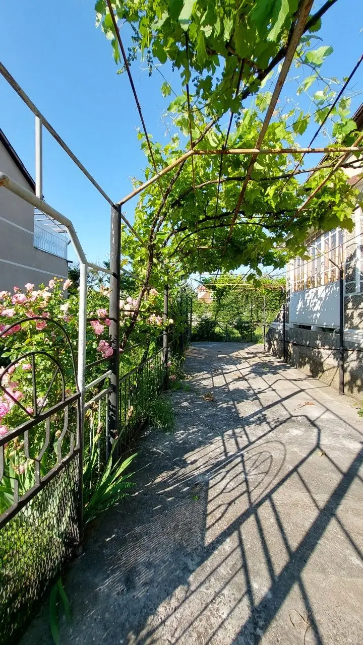 Фото Продаю будинок, 350 кв. м, Абрикосова вул. 107 Одеса, ціна: 240000 $, код 1529