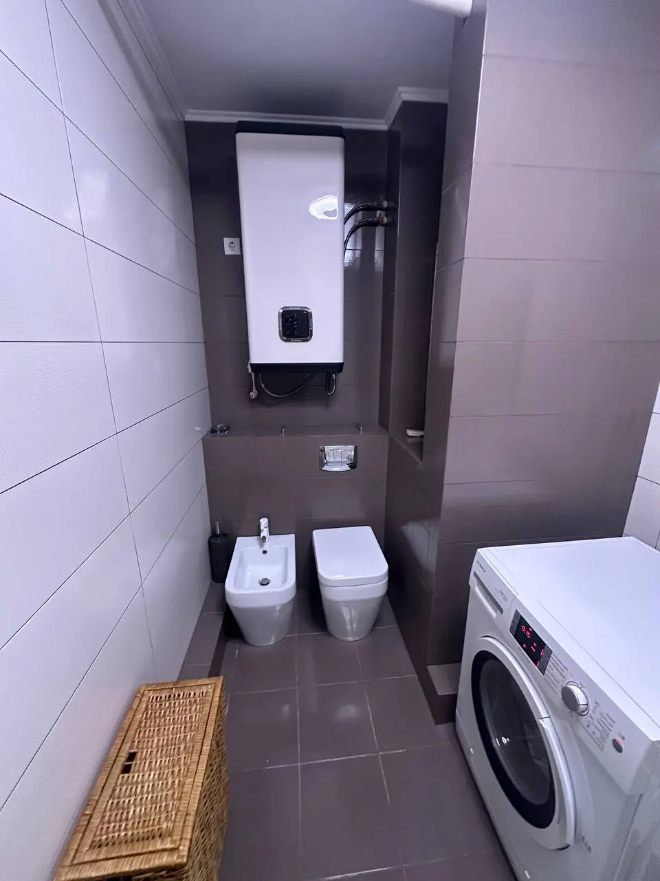 Фото Rent a 2-room apartment, Dragomanova Street 12а Kyiv for long-term rent, price: 25000 UAH, code 4912