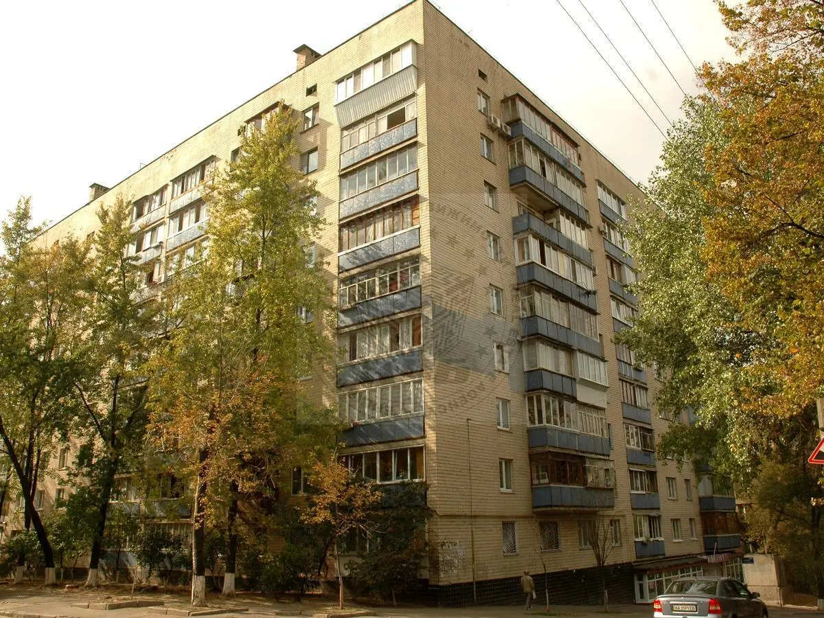 Фото Зняти 3 кімнатну квартиру, Половецька вул. 12/42 Київ в довгострокову оренду, ціна: 21000 грн, код 4917