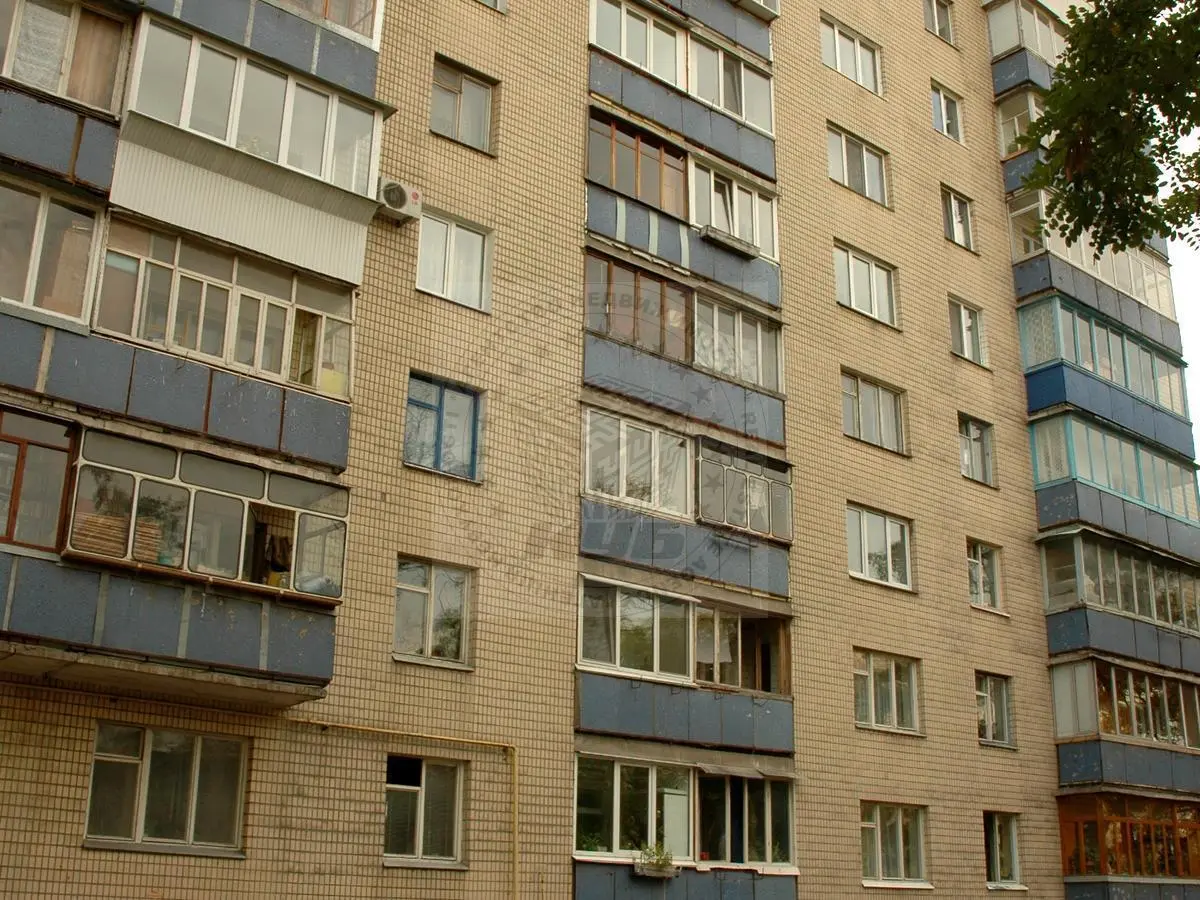 Фото Зняти 3 кімнатну квартиру, Половецька вул. 12/42 Київ в довгострокову оренду, ціна: 21000 грн, код 4917