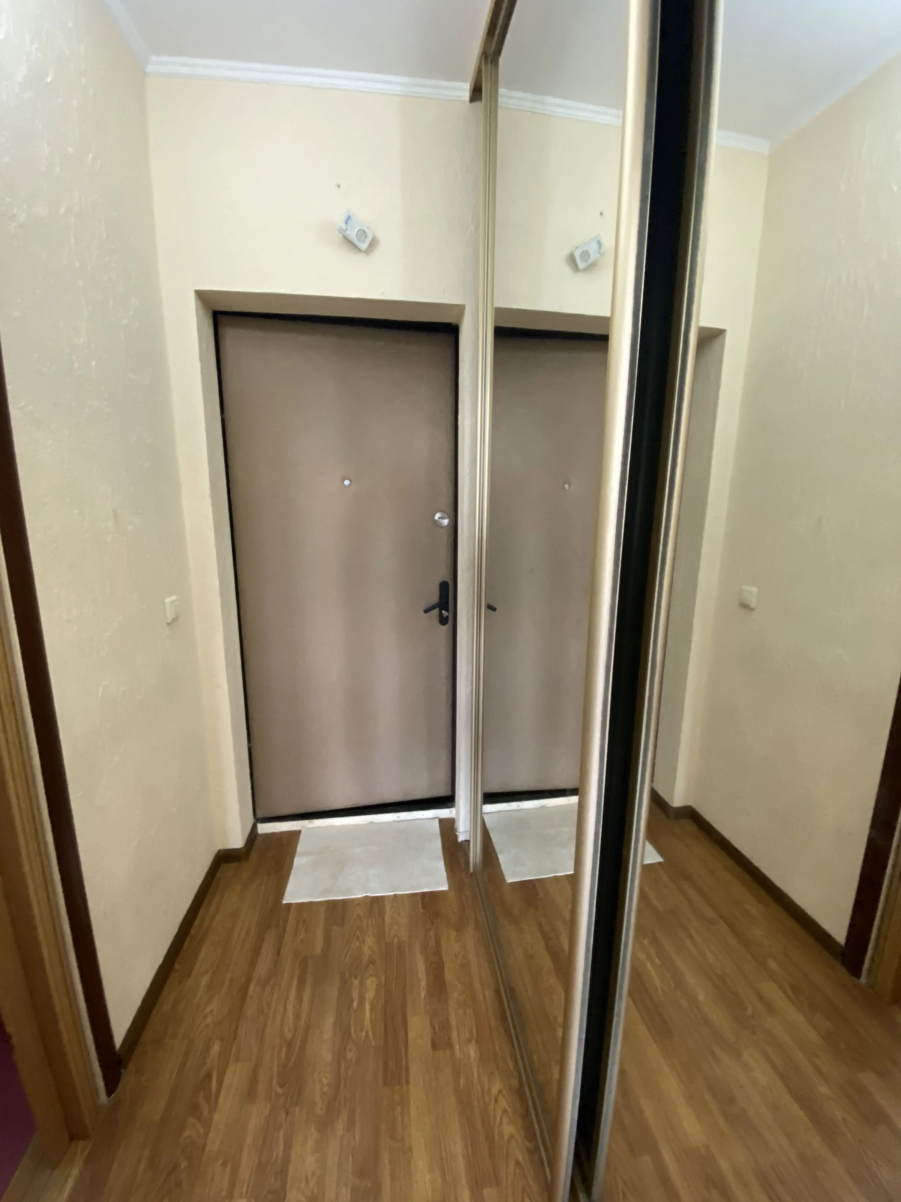 Фото Зняти 1 кімнатну квартиру, Жамбила Жабаєва вул. 22 Київ в довгострокову оренду, ціна: 13500 UAH, код 4918