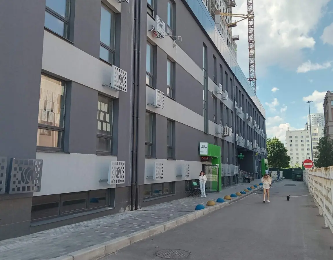 Фото Selling a 1-room apartment, 37 sq.m., Mykoly Bazhana Avenue 17 Kyiv, price: 48000 $, code 4922