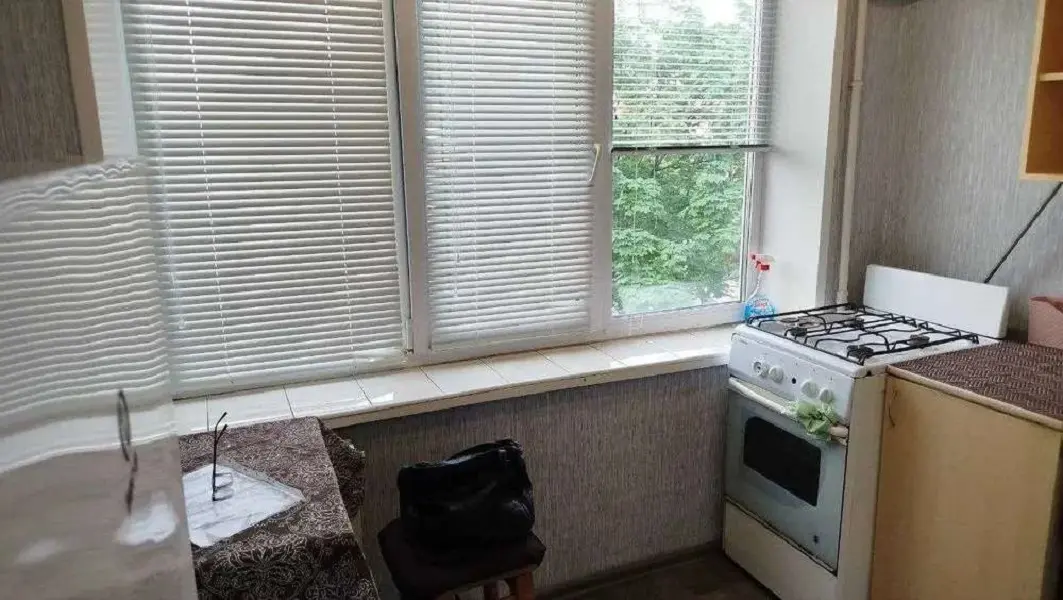 Фото Rent a 1-room apartment, Petra Zaporozhtsia Street 4 Kyiv for long-term rent, price: 7500 UAH, code 4923
