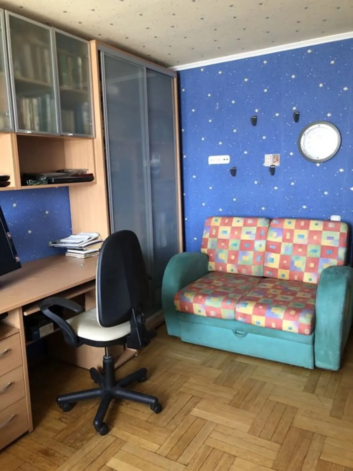 Фото Rent a 3-room apartment, Volodymyra Ivasiuka Avenue (Heroiv Stalinhrada Avenue) 27а Kyiv for long-term rent, price: 400 $, code 4951