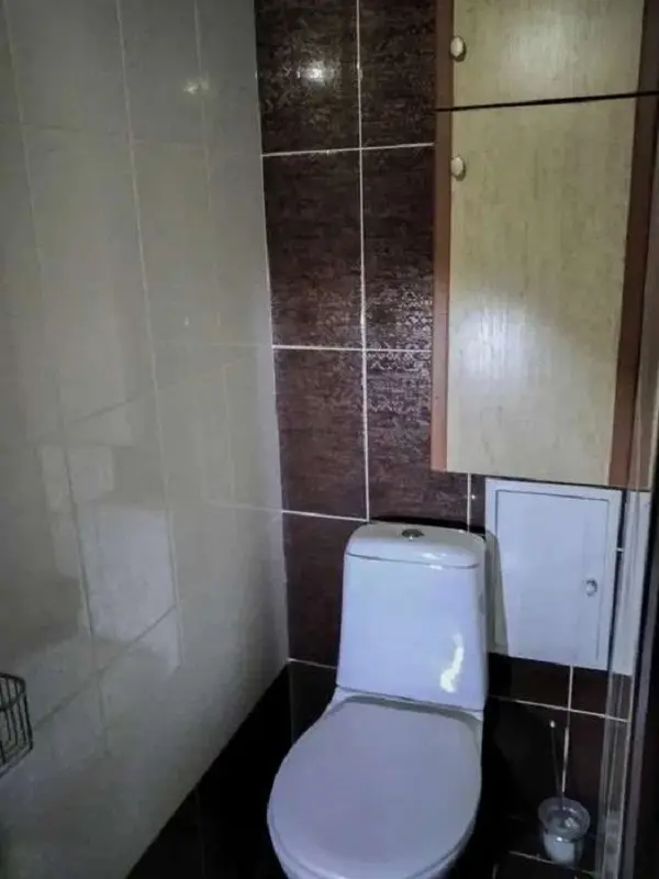 Фото Продаю 2 кімнатну квартиру, 48 кв. м, Раїси Окіпної вул. 7а Київ, ціна: 64000 $, код 4952