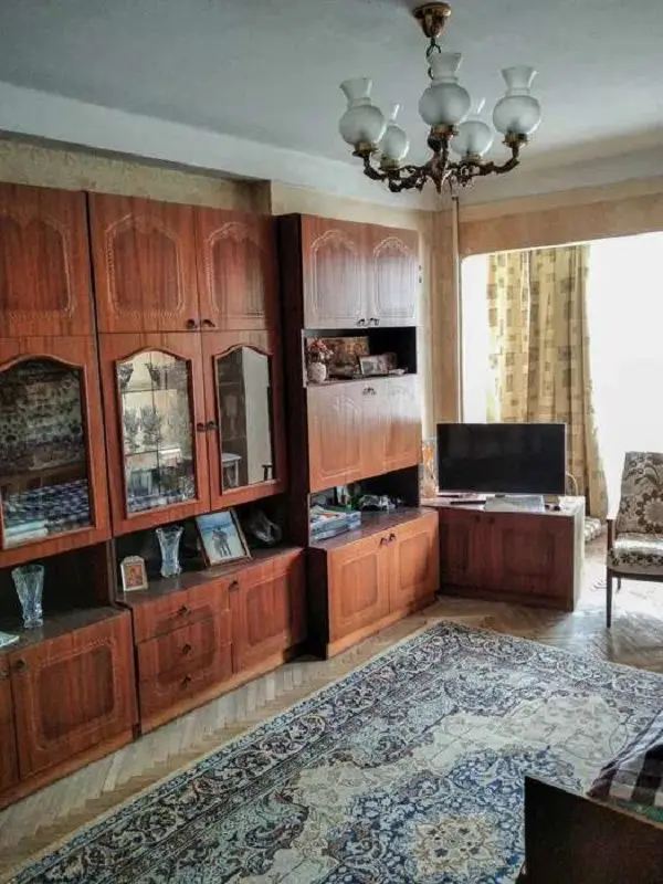 Фото Продаю 2 кімнатну квартиру, 48 кв. м, Раїси Окіпної вул. 7а Київ, ціна: 64000 $, код 4952