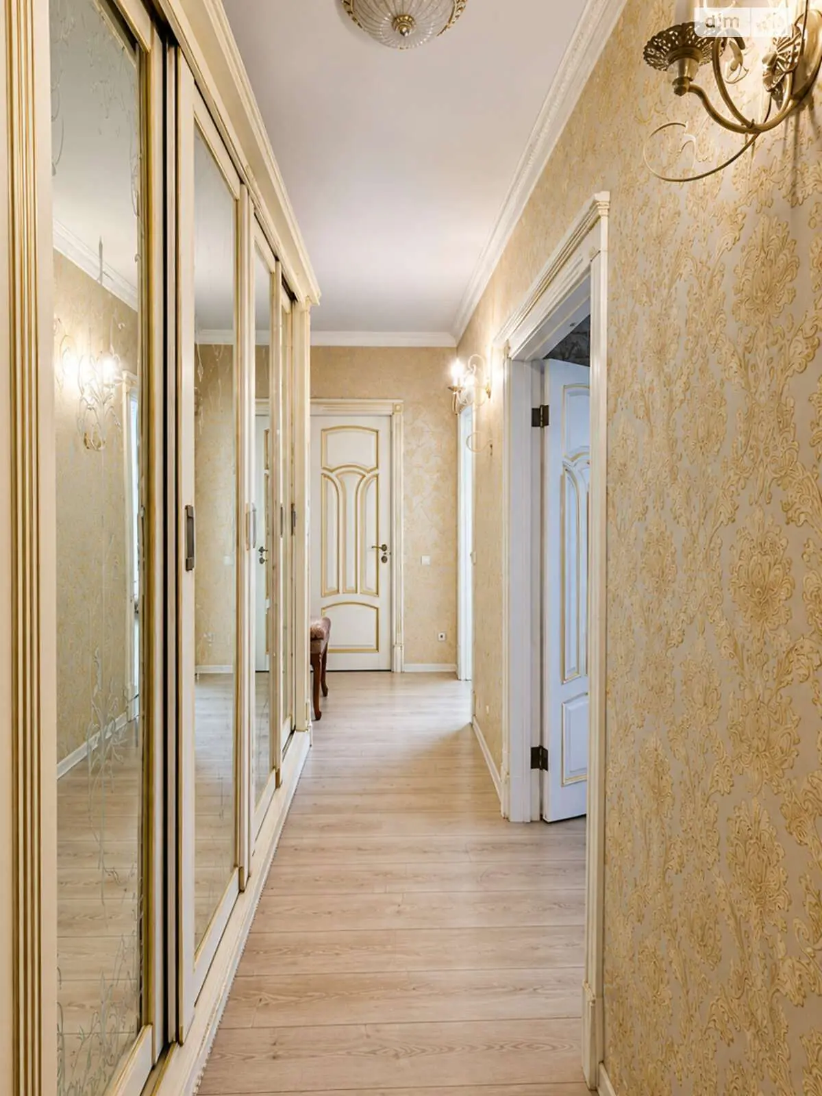 Фото Selling a 2-room apartment, 63 sq.m., Yelyzavety Chavdar Street 3 Kyiv, price: 110000 $, code 4956