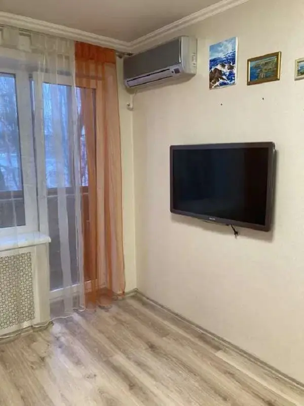 Фото Selling a 1-room apartment, 28 sq.m., Ivana Mykytenka Street 9 Kyiv, price: 46700 $, code 4959