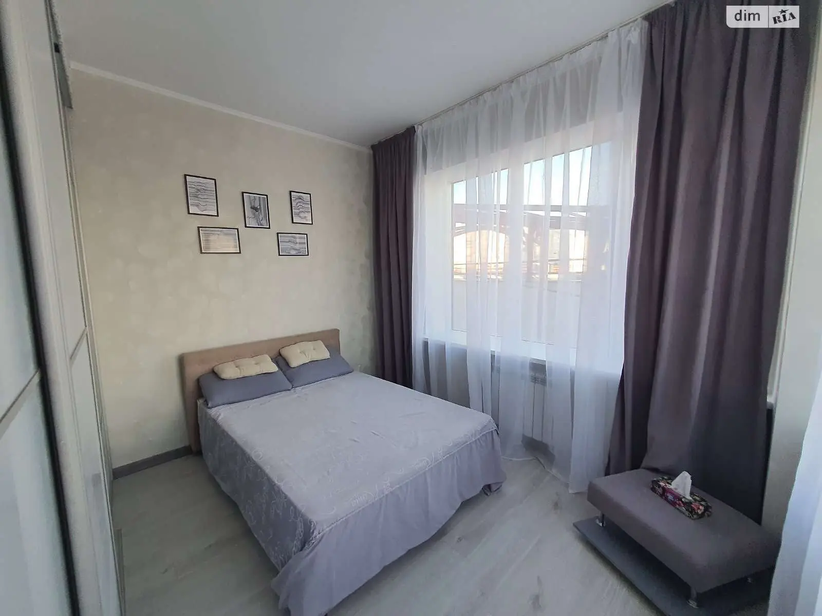 Фото Selling a 1-room apartment, 43 sq.m., Sribnokilska Street 3в Kyiv, price: 65000 $, code 4960