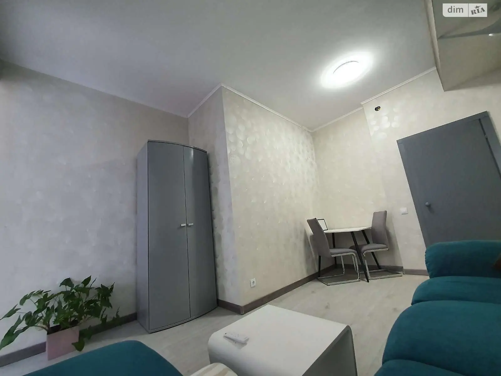 Фото Selling a 1-room apartment, 43 sq.m., Sribnokilska Street 3в Kyiv, price: 65000 $, code 4960