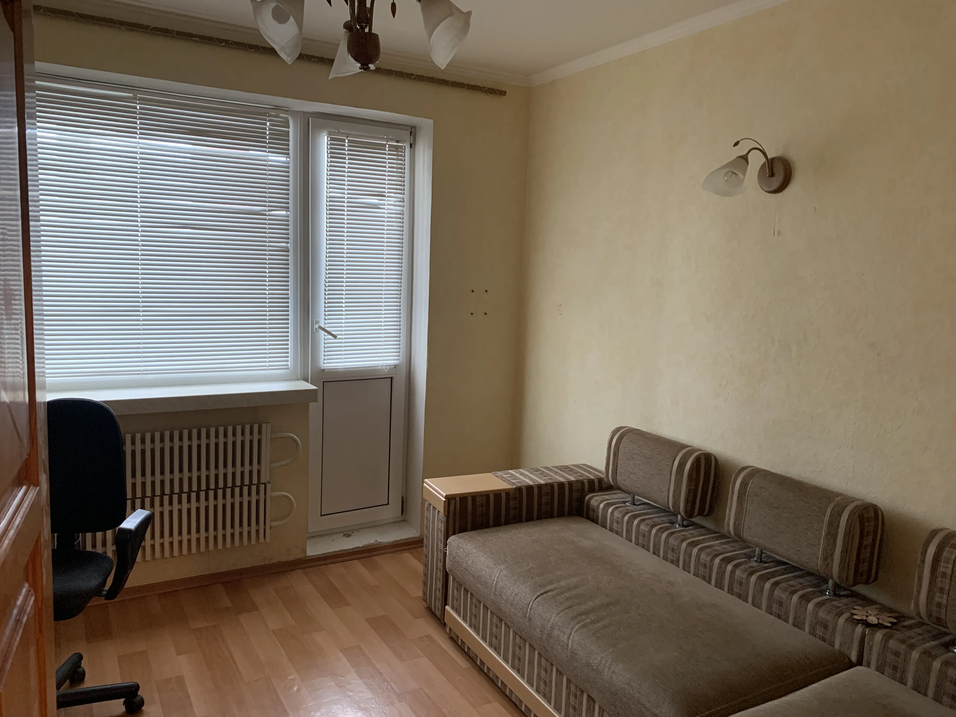 Фото Продаю 4 кімнатну квартиру, 82 кв. м, Героїв Праці вул. 12д Харків, ціна: 43000 $, код 4963
