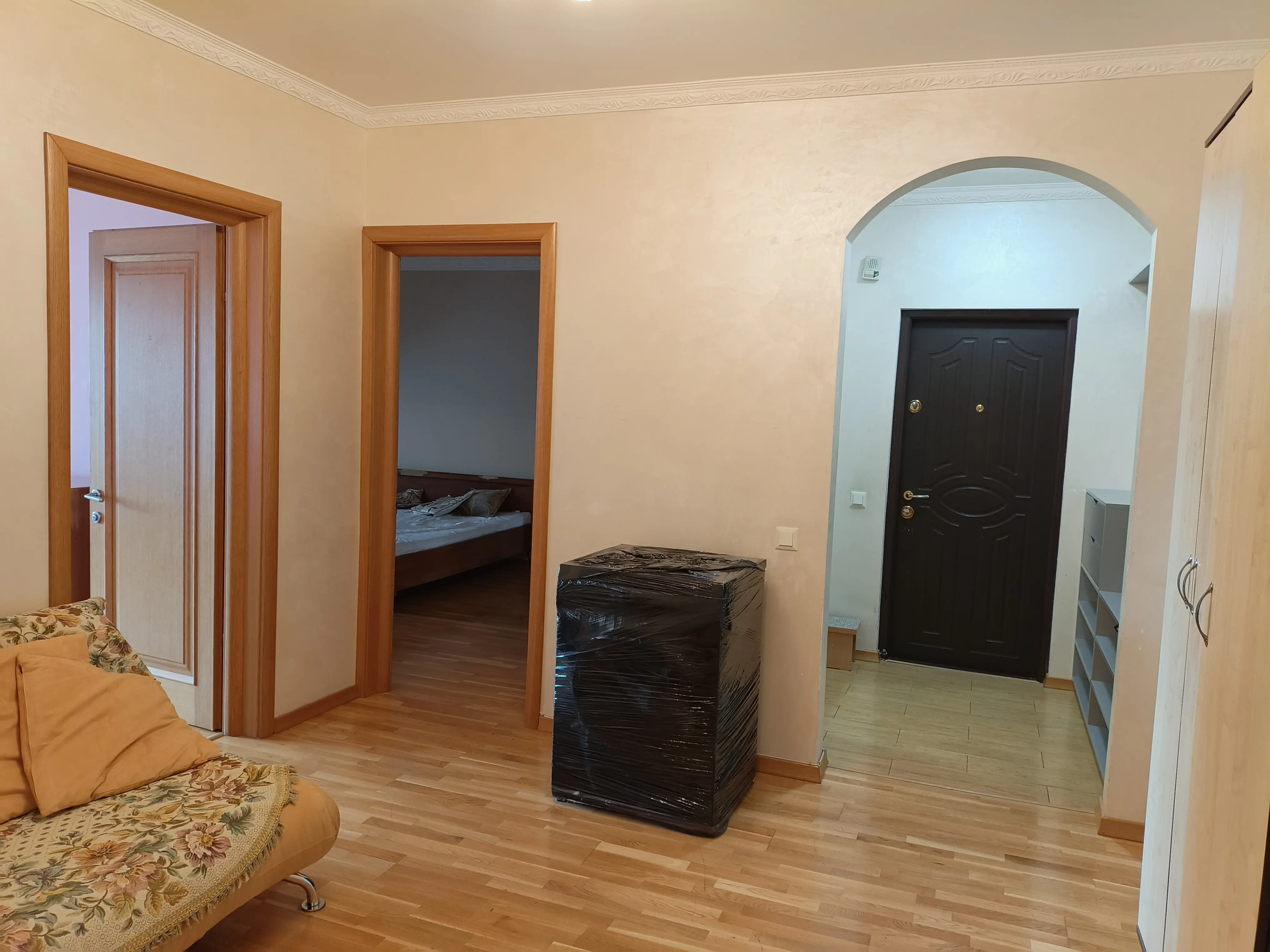 Фото Selling a 3-room apartment, 99 sq.m., Myloslavska Street 47а Kyiv, price: 92000 $, code 4985