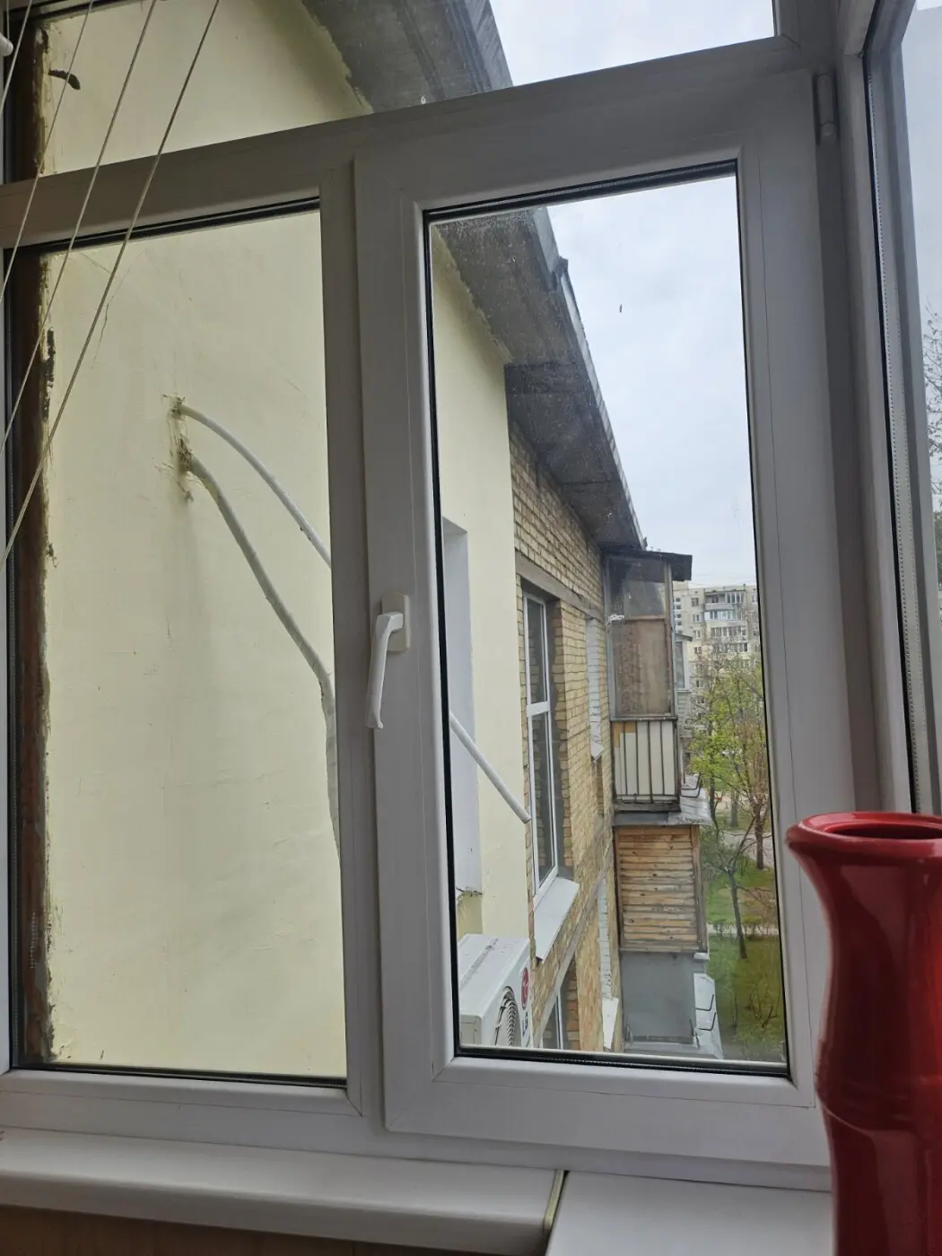 Фото Продаю 2-комнатную квартиру, 46 кв. м, Милютенко ул. 26а Киев, цена: 54000 $, код 4989