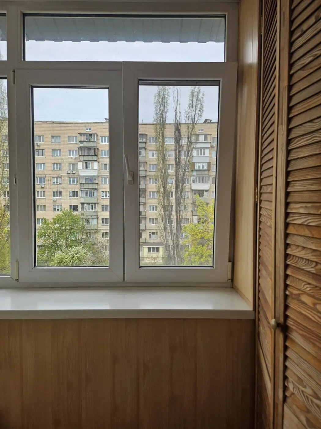 Фото Продаю 2-комнатную квартиру, 46 кв. м, Милютенко ул. 26а Киев, цена: 54000 $, код 4989