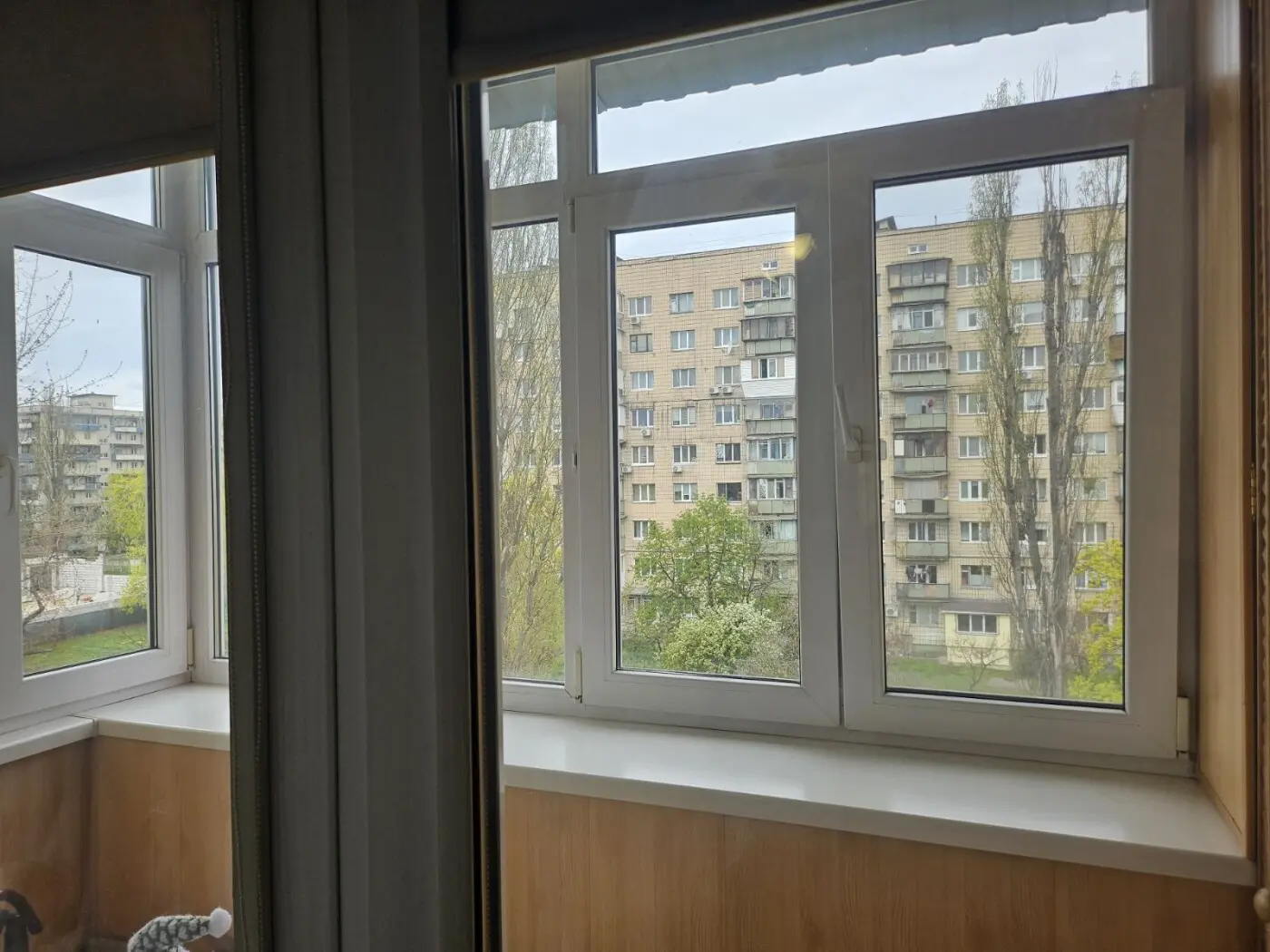 Фото Продаю 2-комнатную квартиру, 46 кв. м, Милютенко ул. 26а Киев, цена: 54000 $, код 4989