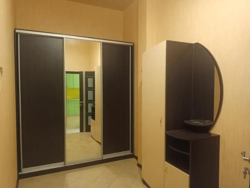 Фото Зняти 1 кімнатну квартиру, Драгоманова вул. 2 Київ в довгострокову оренду, ціна: 15000 грн, код 4997