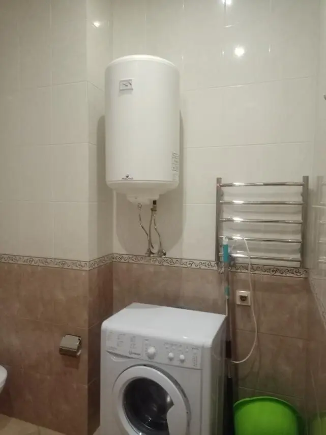 Фото Зняти 1 кімнатну квартиру, Драгоманова вул. 2 Київ в довгострокову оренду, ціна: 15000 грн, код 4997