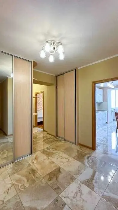 Фото Selling a 3-room apartment, 97 sq.m., Dragomanova Street 31 Kyiv, price: 130000 $, code 5006