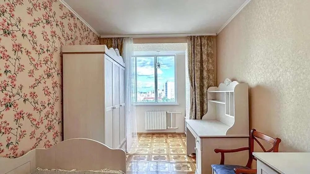 Фото Selling a 3-room apartment, 97 sq.m., Dragomanova Street 31 Kyiv, price: 130000 $, code 5006
