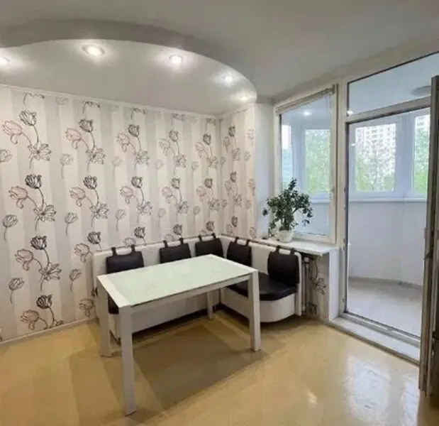 Фото Selling a 3-room apartment, 98 sq.m., Oleny Pchilky Street 2 Kyiv, price: 132000 $, code 5013