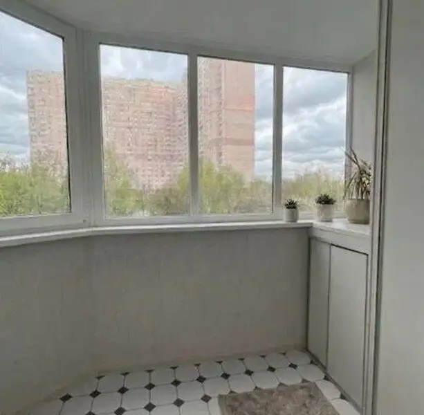 Фото Selling a 3-room apartment, 98 sq.m., Oleny Pchilky Street 2 Kyiv, price: 132000 $, code 5013