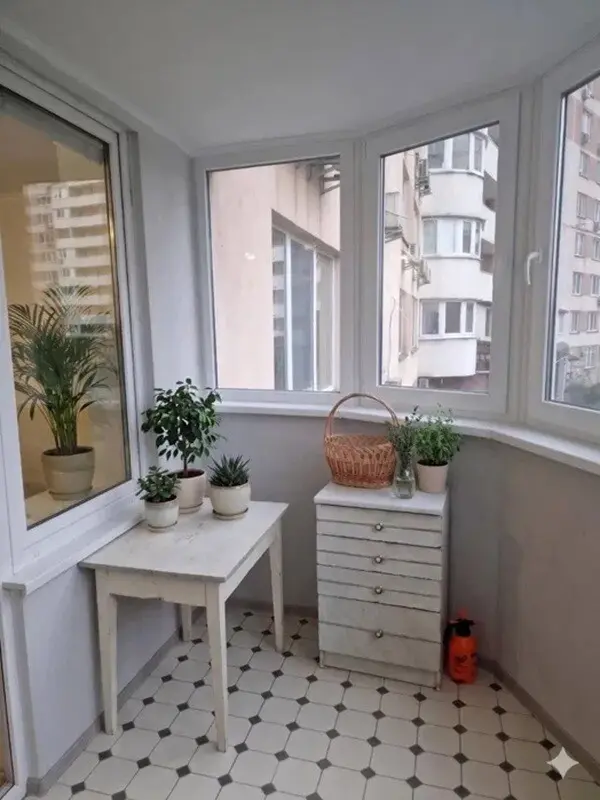 Фото Selling a 3-room apartment, 98 sq.m., Oleny Pchilky Street 2 Kyiv, price: 132000 $, code 5013