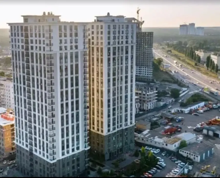Фото Продаю 1 кімнатну квартиру, 40 кв. м, Кам’янська вул. 130 Київ, ціна: 85000 $, код 5015