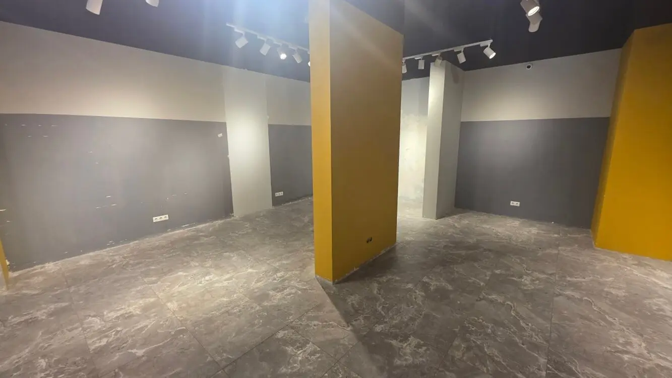Фото Rent an office, Revutskoho Street 40 Kyiv for long-term rent, price: 70000 грн, code 5020