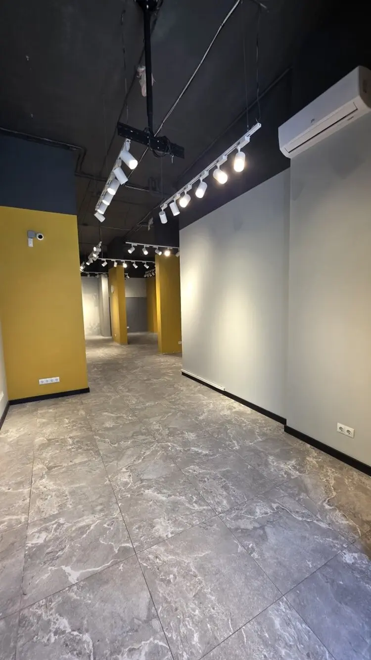 Фото Rent an office, Revutskoho Street 40 Kyiv for long-term rent, price: 70000 грн, code 5020