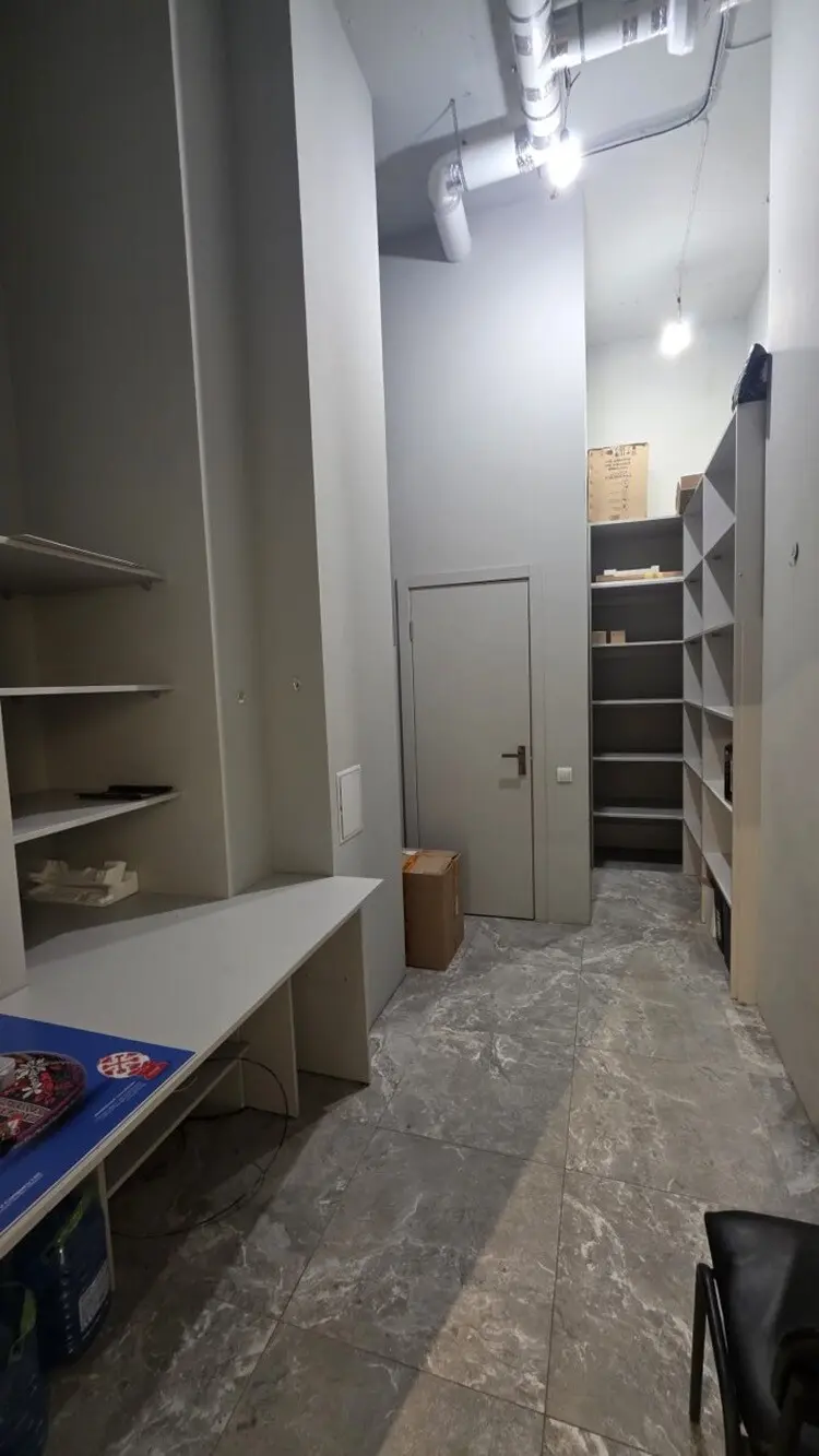 Фото Rent an office, Revutskoho Street 40 Kyiv for long-term rent, price: 70000 грн, code 5020