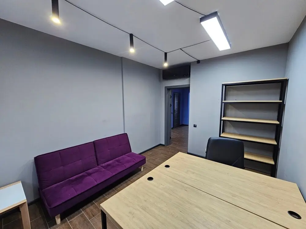 Фото Rent an office, Kniazhyi Zaton Street 9 Kyiv for long-term rent, price: 61200 грн, code 5021