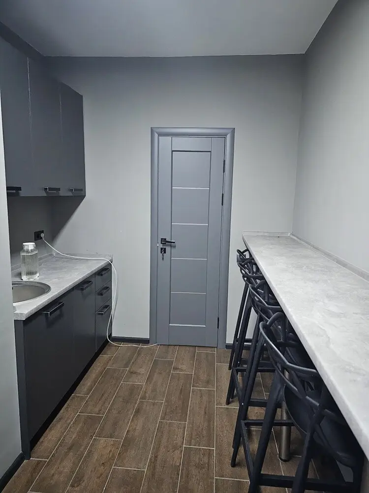 Фото Rent an office, Kniazhyi Zaton Street 9 Kyiv for long-term rent, price: 61200 грн, code 5021