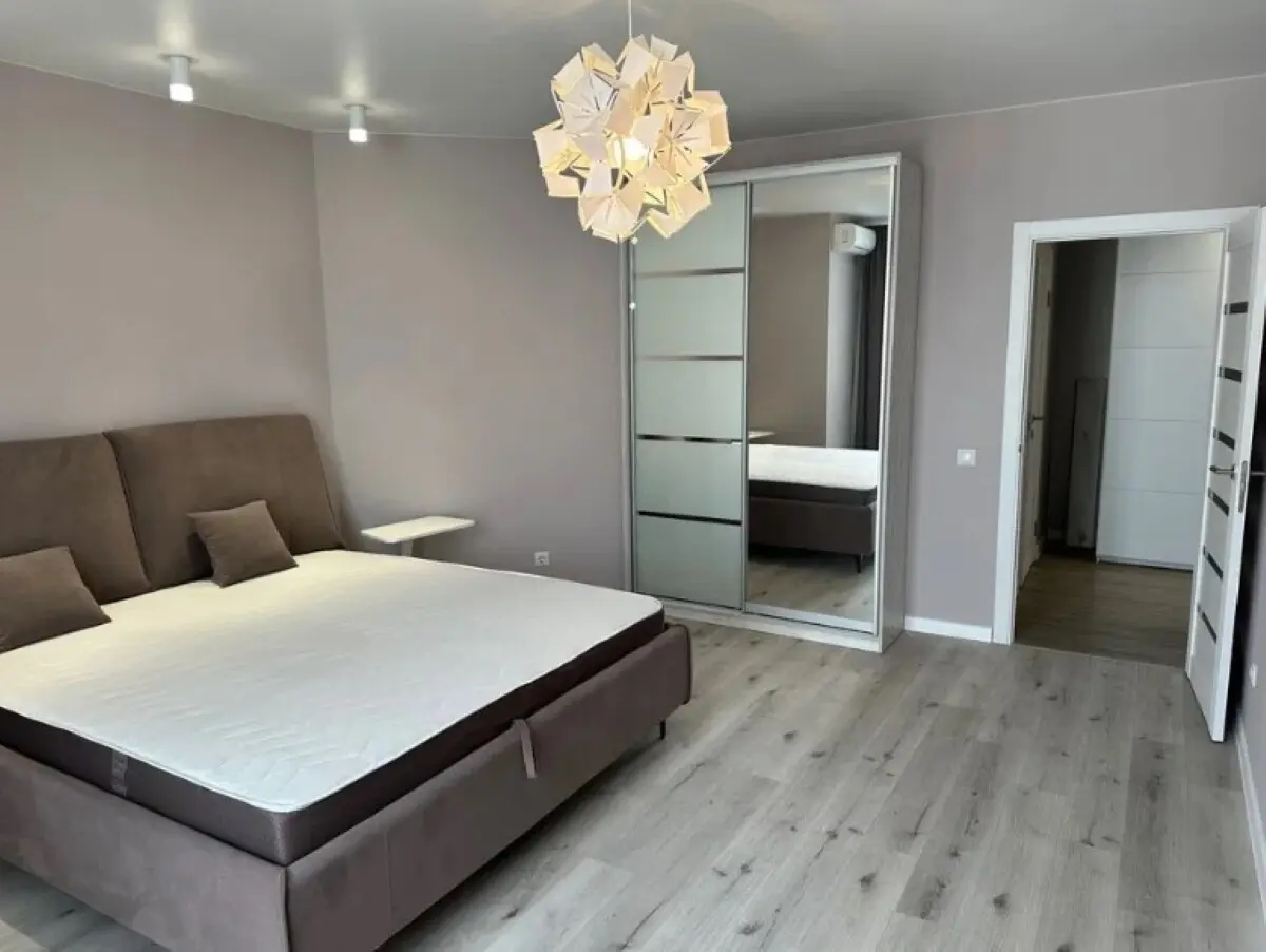 Фото Продаю 2 кімнатну квартиру, 89 кв. м, Микільсько-Слобідська вул. 10 Київ, ціна: 175000 $, код 5026