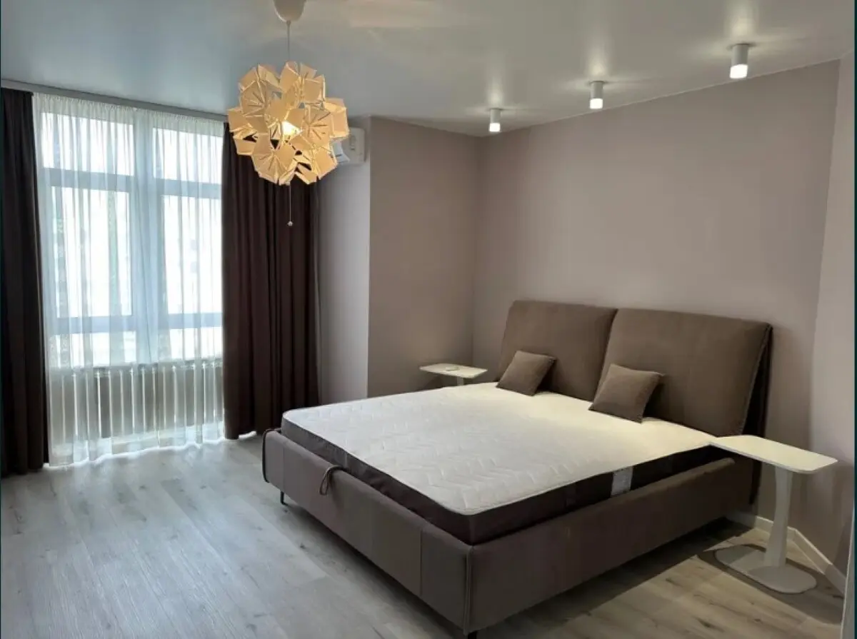 Фото Продаю 2 кімнатну квартиру, 89 кв. м, Микільсько-Слобідська вул. 10 Київ, ціна: 175000 $, код 5026