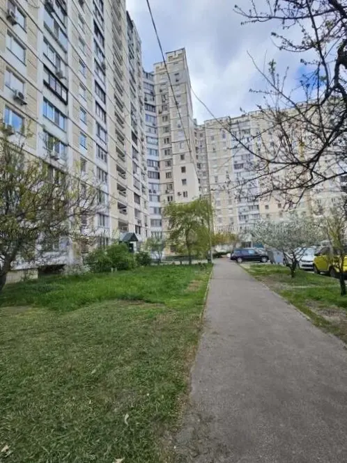 Фото Продаю 1 кімнатну квартиру, 43 кв. м, Петра Григоренка просп. 5 Київ, ціна: 75000 $, код 5035